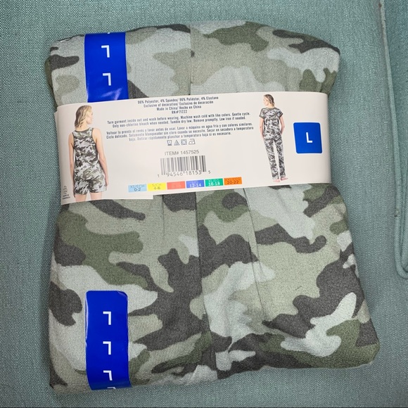 Lucky Brand Ladies' 4-Piece Pajama Set
Green Distressed Camo NWT - Picture 4 of 7